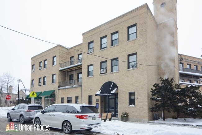 Building Photo - 730 Judson Ave