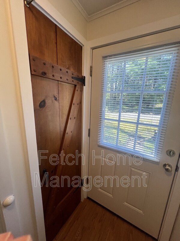 Building Photo - 1272 Park Rd