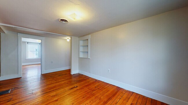 Building Photo - Spacious Apartments in Prime East Rock by East Rock Park!