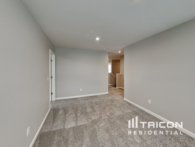 Building Photo - 2035 Neill Ln