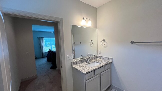 Building Photo - 847 Wellstone Dr