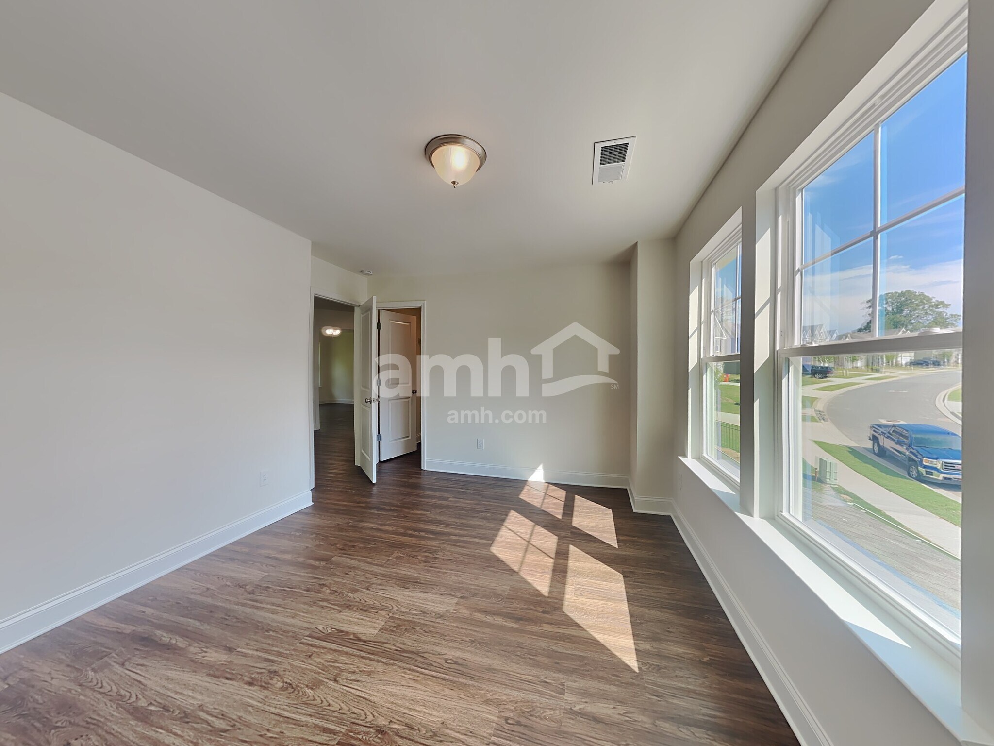 Building Photo - 156 Rivulet Dr