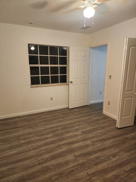 Building Photo - 205 NW 12th Ave