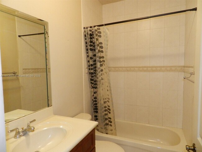 Building Photo - 16020 SW 91st Ct