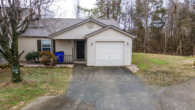 Building Photo - 10432 Fantasy Way