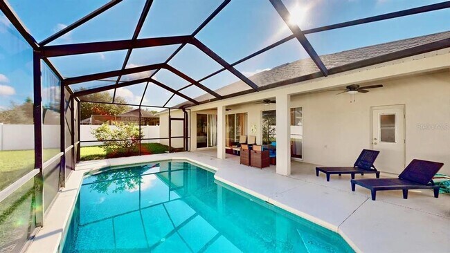 Building Photo - 110 Tee Garden Way