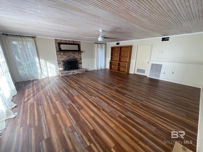 Building Photo - 6621 Purvis Rd