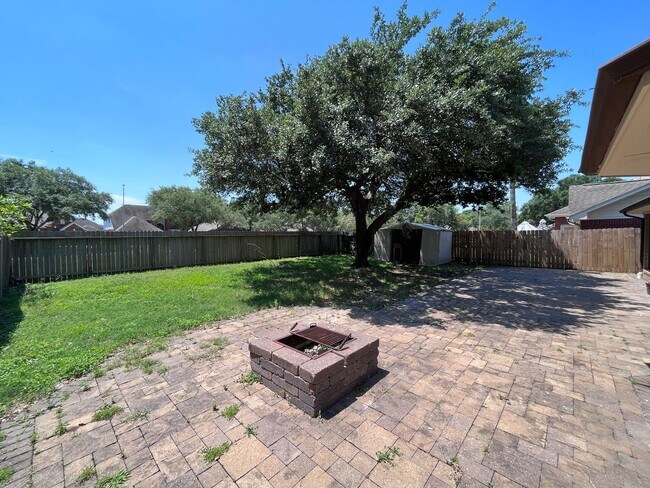 Building Photo - 12827 Fox Arrow Ln