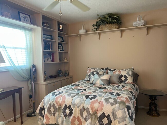 Building Photo - NEW PRICE!  Costa Brava Venice Island 2BR/2BA Condo