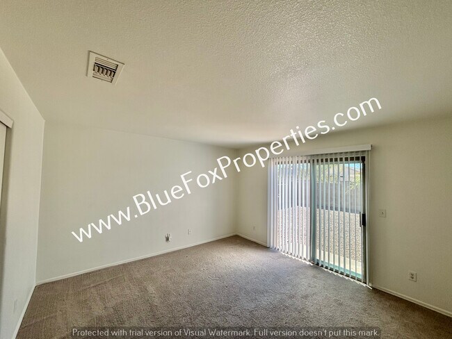 Building Photo - 6006 S Mogollon Dr