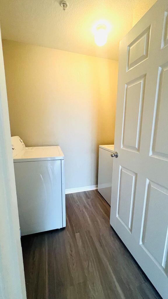 Building Photo - 15035 Michelangelo Blvd