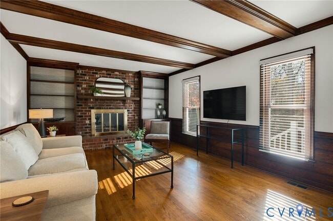 Building Photo - 9621 Peppertree Dr