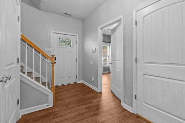 Building Photo - Spacious 4-Bedroom Home with First-Floor S...