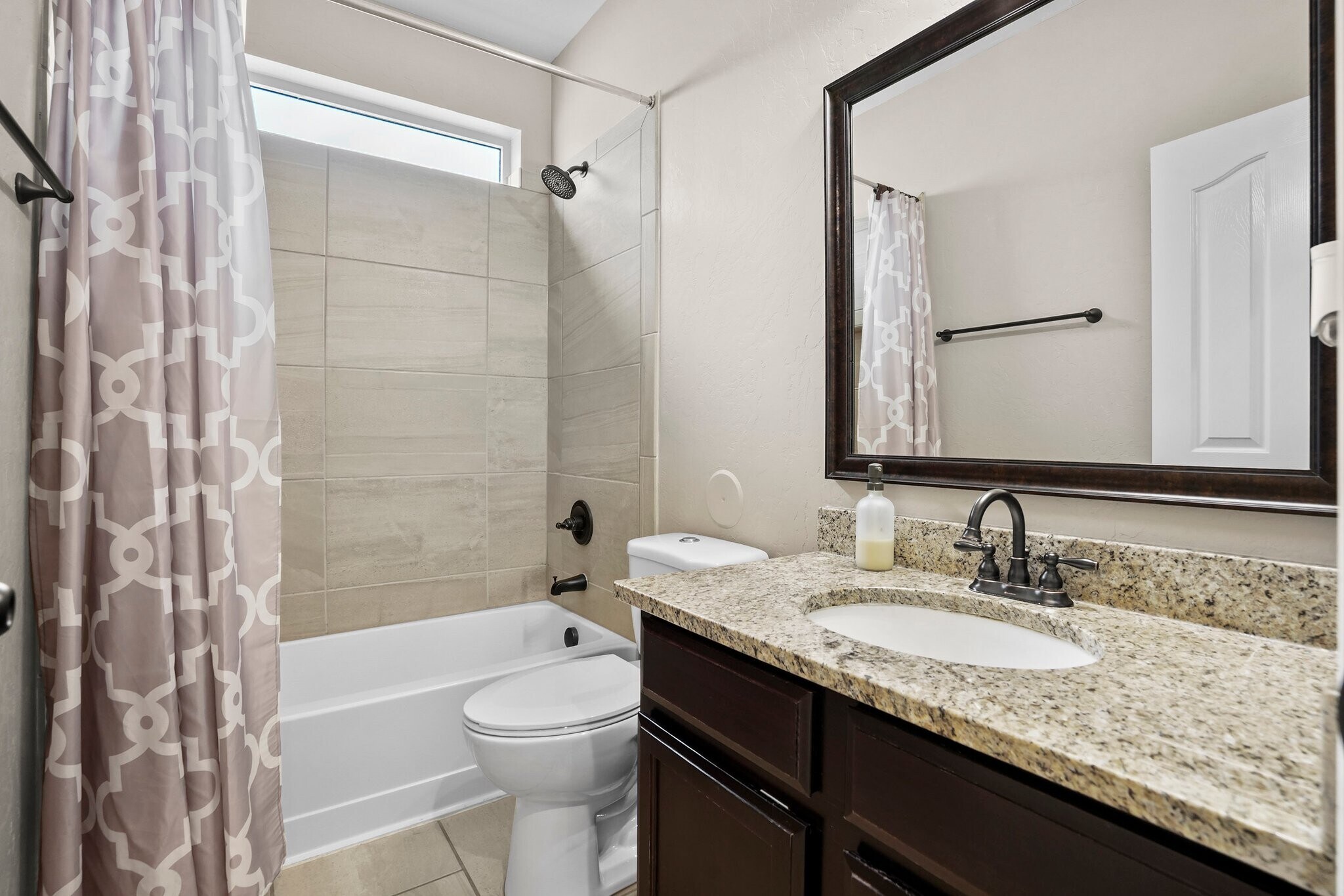 Building Photo - 12540 Arrow Weed Dr