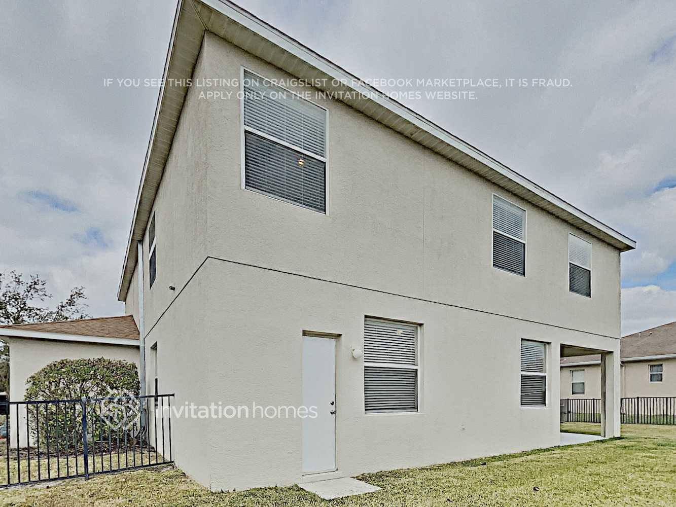 Building Photo - 16138 Bridgepark Dr