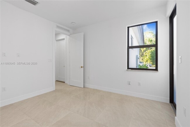 Building Photo - 8570 SW 198th St