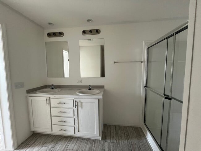 Building Photo - 112 Leopard Ln