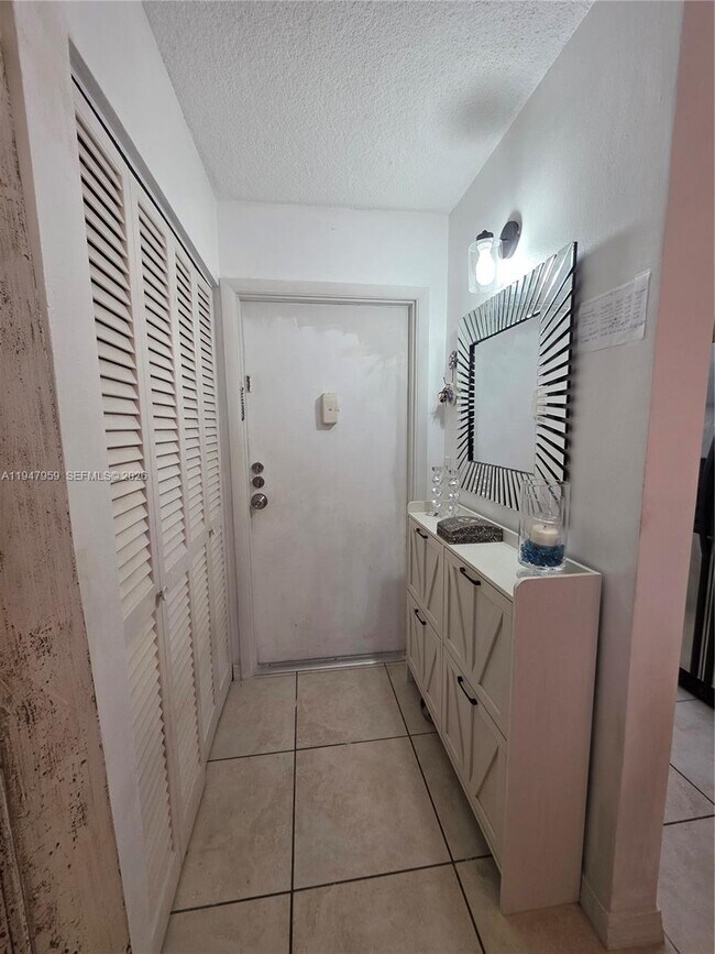 Building Photo - 7424 SW 82nd St