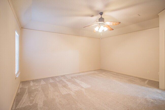 Building Photo - 5402 158th St