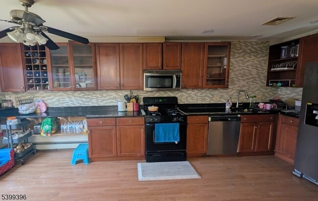 Building Photo - 22 Heritage Ct