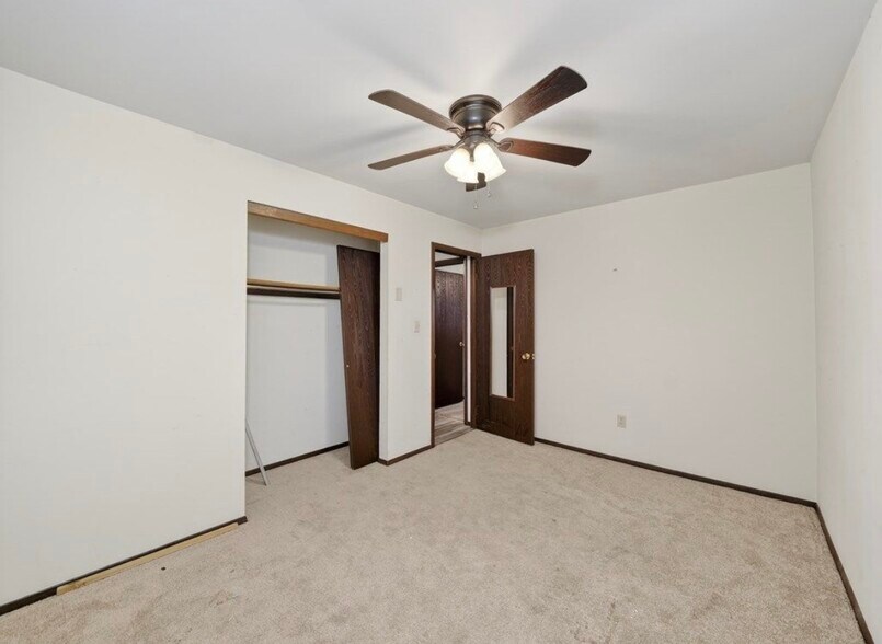 Building Photo - 426 S Wilbur Ave