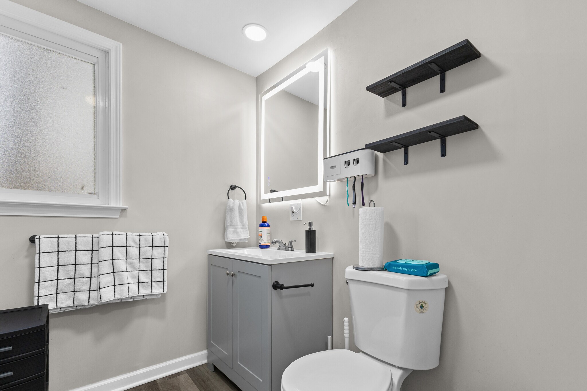 Building Photo - 5222 Williams St