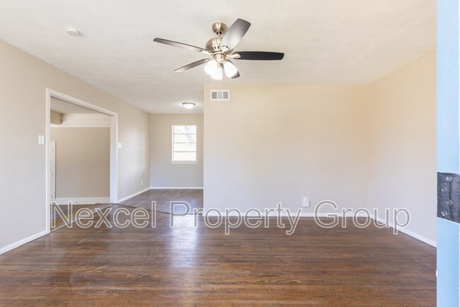 Building Photo - 5442 Loch Lomond Rd