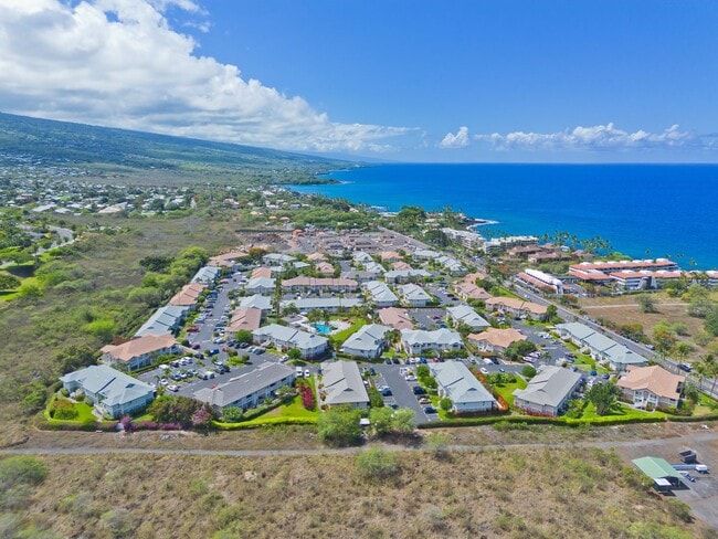Building Photo - 75-6081 Ali'i Dr