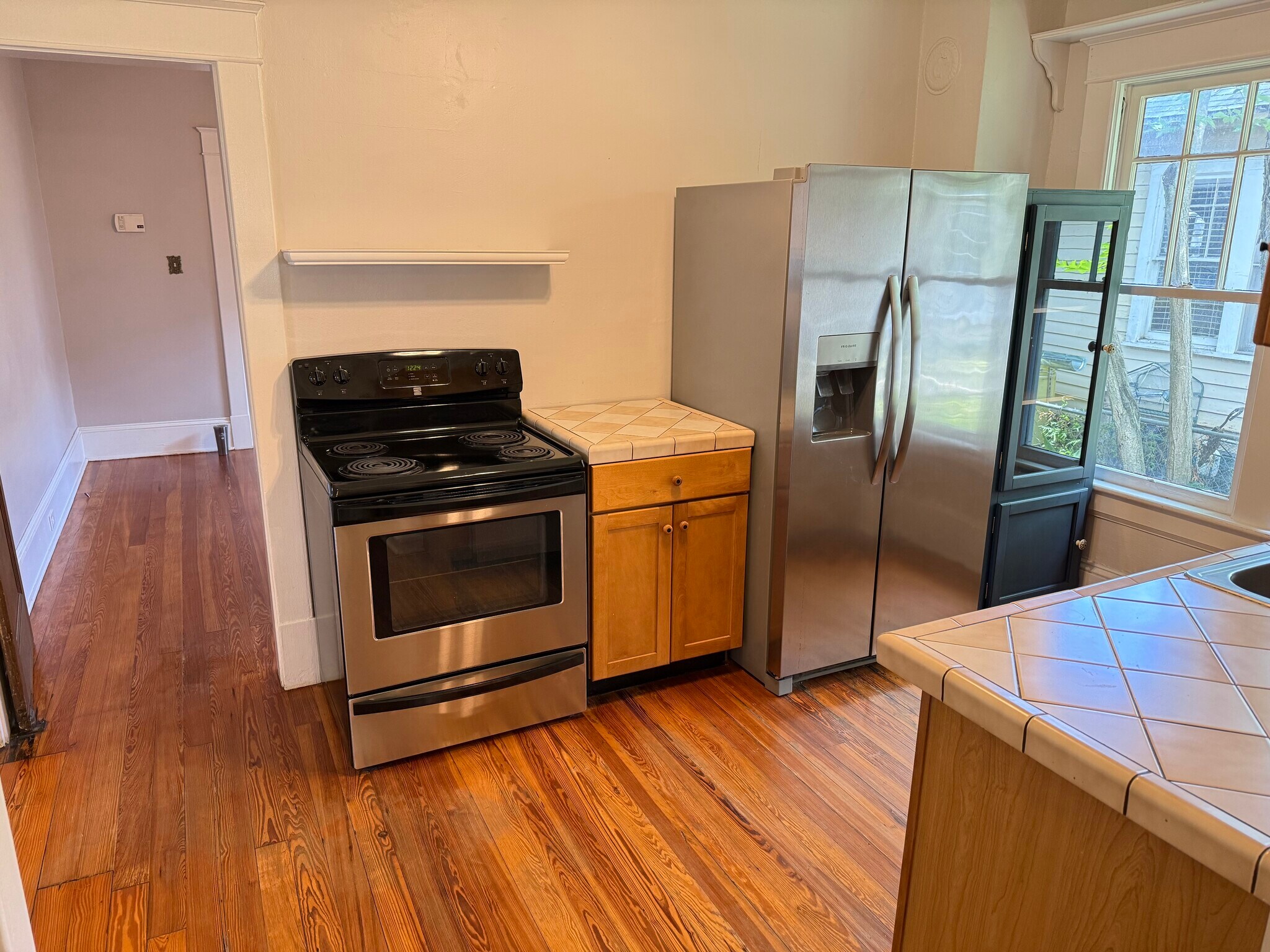 Kitchen - 2796 Lydia St