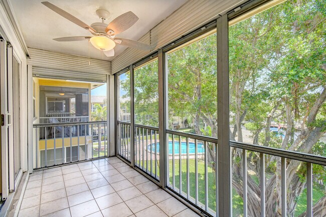 Building Photo - 1200 SW 12th Ct