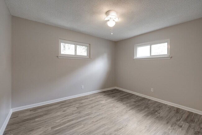 Building Photo - 3814 Cherwood Ln