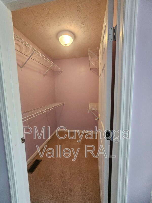 Building Photo - 4046 Gardiner Run