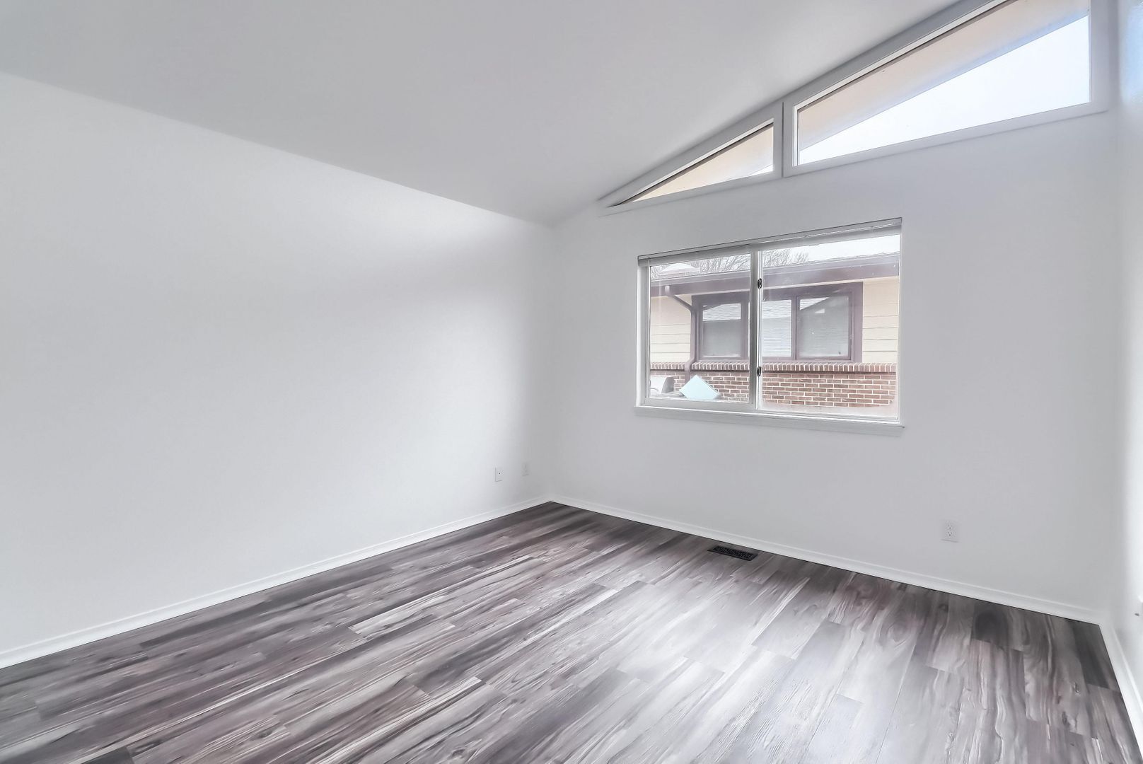 Building Photo - 5357 S Prescott St