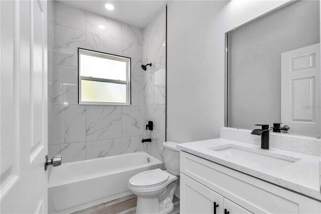 Building Photo - 3875 SW 169th Ln Rd