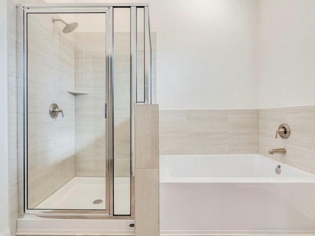 Building Photo - 227 Cathedral Mountain Dr