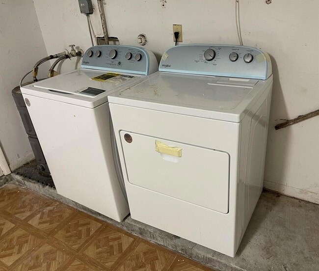 Building Photo - 1174 The 12th Fairway