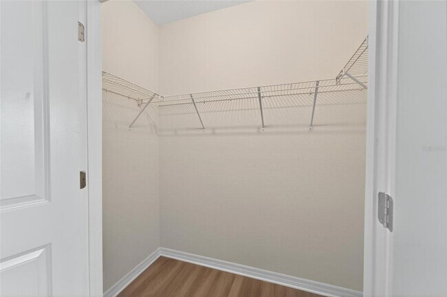 Building Photo - 5068 Captain Davis Dr
