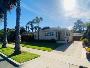 Building Photo - 1214 Devonshire Dr