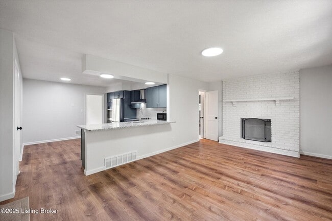 Building Photo - 2702 Ballad Blvd