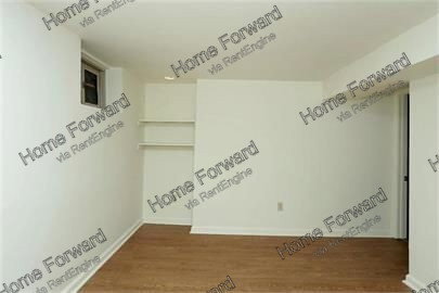 Building Photo - 353 Boiling Springs Dr