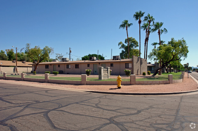 Building Photo - Paradise Village Apartments