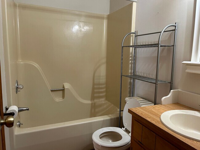 Building Photo - 6707 Guess Rd