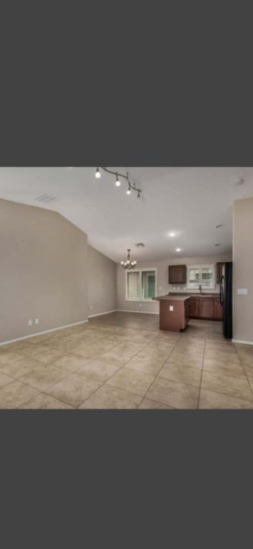 Building Photo - 40505 W Sanders Way