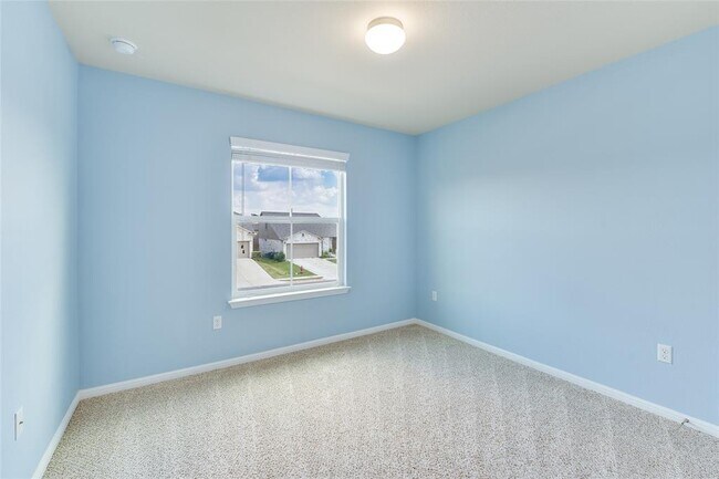 Building Photo - 371 Purple Martin Ave