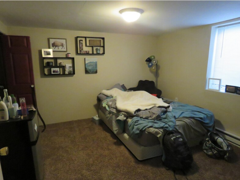 downstairs bedroom - 720 3rd St N