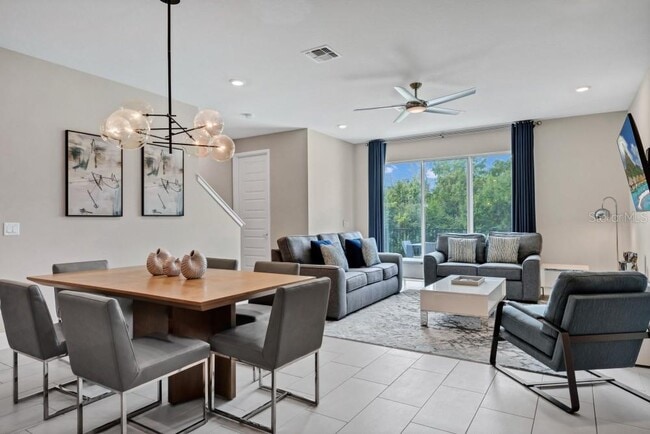 Building Photo - 7846 Spectrum Dr