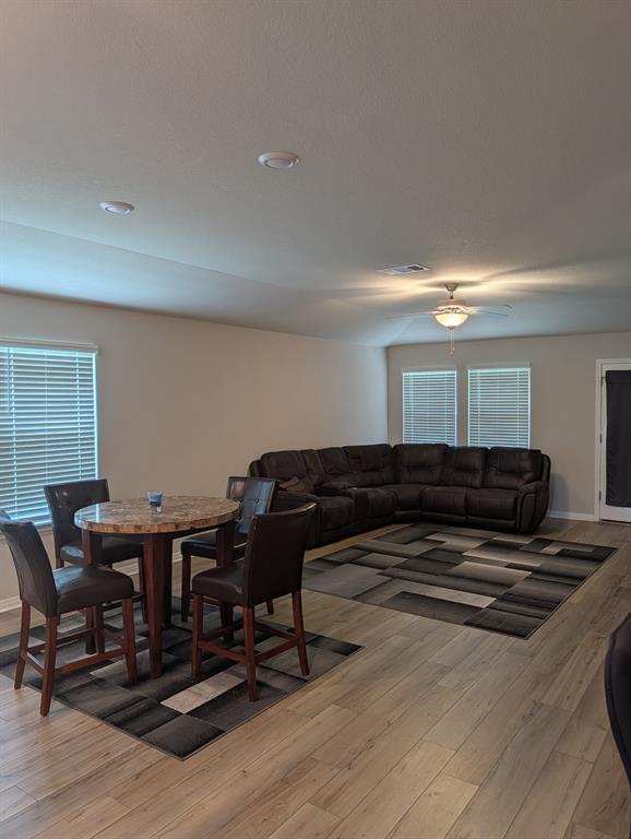 Building Photo - 1015 Bluejack Wy