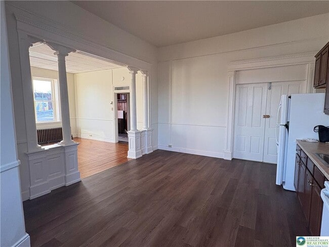 Building Photo - 146 North St