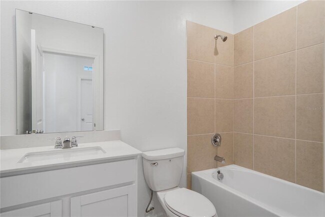 Building Photo - 2743 Skyline Lp