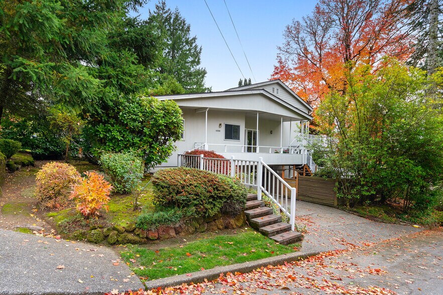 Building Photo - 6008 SW 21st Ave